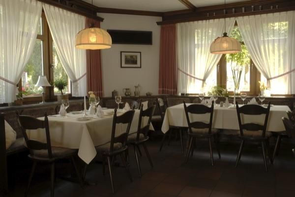 Restaurant Hotel Landgasthof Fischer - Innenansicht bei Tag