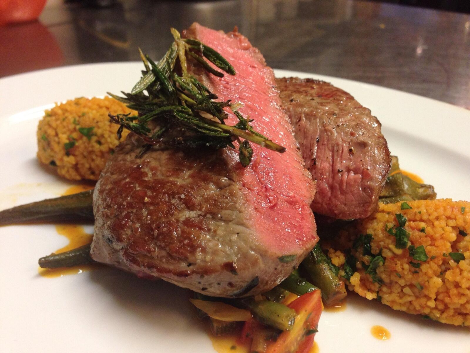 Restaurant Oxin - Filet mit aromatischem Couscous