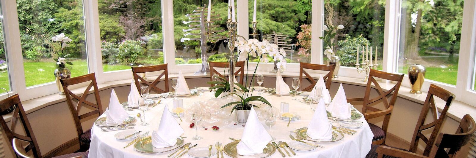Restaurant Waldhotel Tannenhäuschen - Parkrestaurant