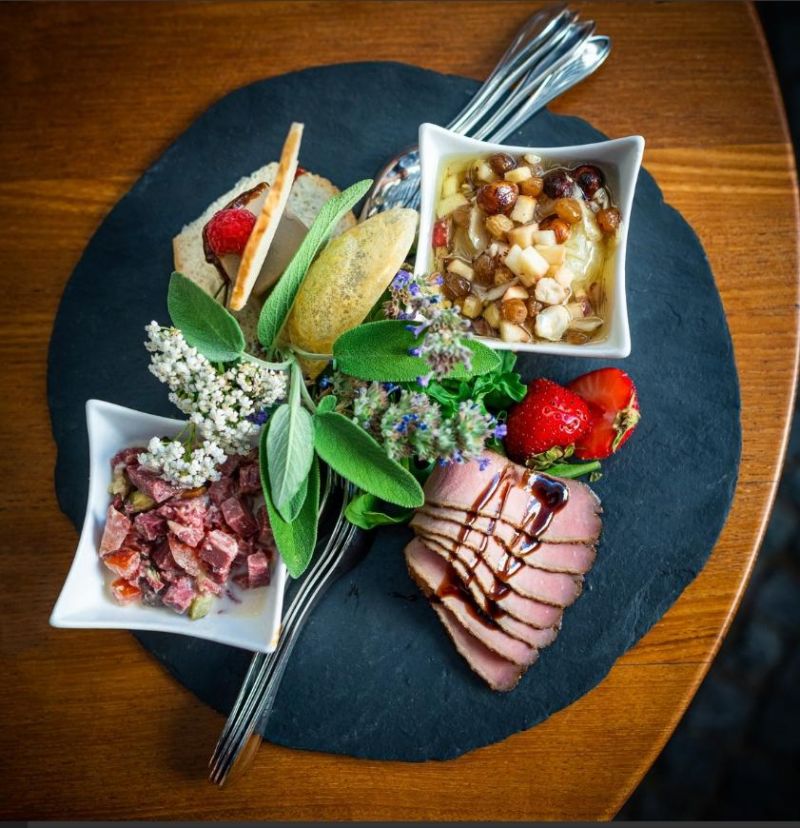 Restaurant Rüdesheimer Schloss - Köstliche Speisen