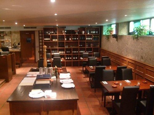 Restaurant Mederrano - Gastraum Ansicht 1