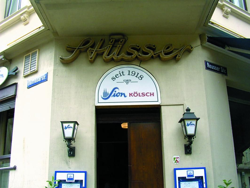Restaurant Brauhaus Stüssers - Außenansicht Stüssers