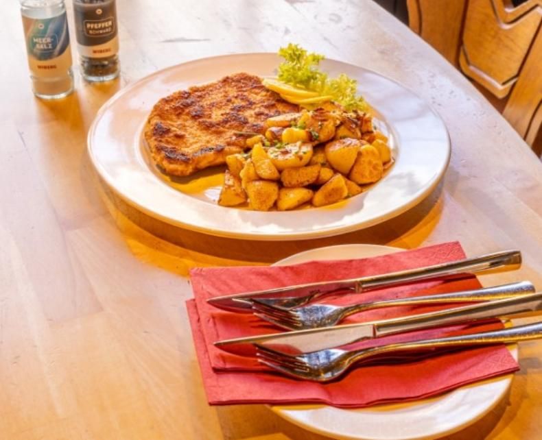 Restaurant Sudhaus - Schnitzelgericht