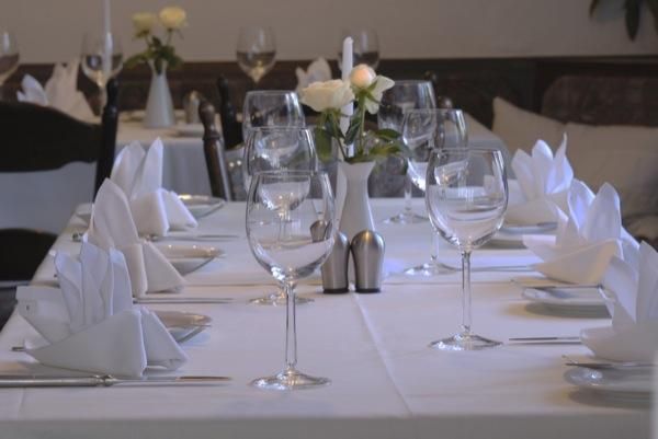 Restaurant Hotel Landgasthof Fischer - Tischgedeck Fischer